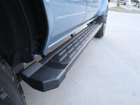 Used 2024 Ford Bronco Outer Banks image 8