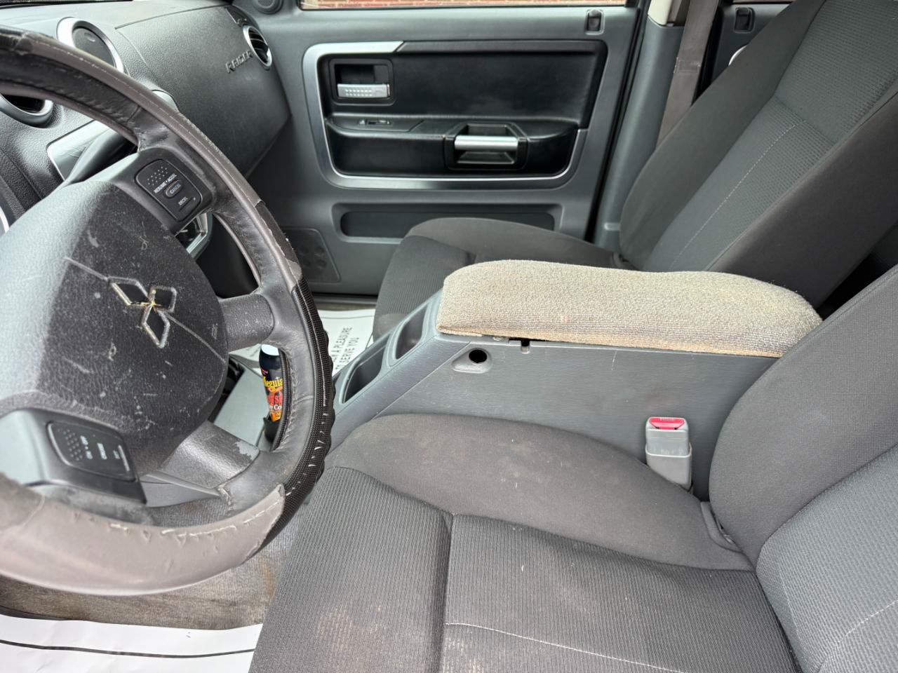 Used 2006 Mitsubishi Raider DuroCross RWD image 16