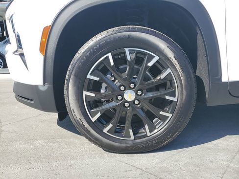 New 2026 Chevrolet Traverse LT FWD image 7