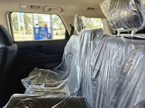 New 2026 Nissan Pathfinder SV w/ Cargo Package FWD image 26