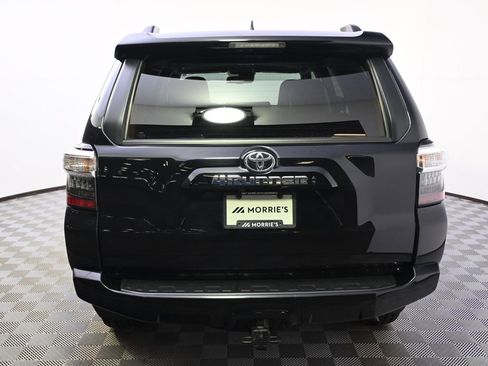 Used 2022 Toyota 4Runner SR5 Premium image 5