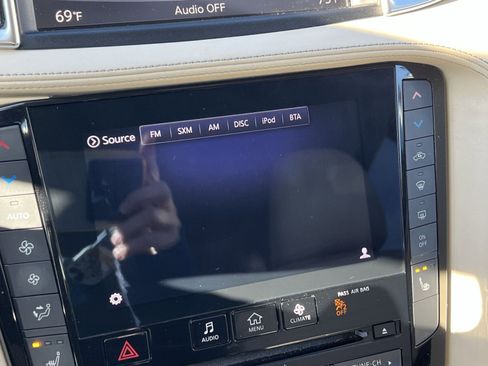 Used 2019 INFINITI QX50 Luxe w/ Navigation Package image 20