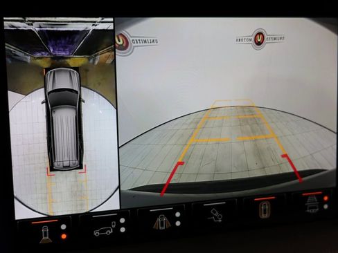 Used 2023 Chevrolet Suburban Premier w/ Advanced Technology Package image 7