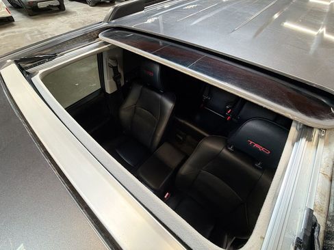 Used 2023 Toyota 4Runner TRD Off-Road Premium w/ Moonroof Package AWD/4WD image 22
