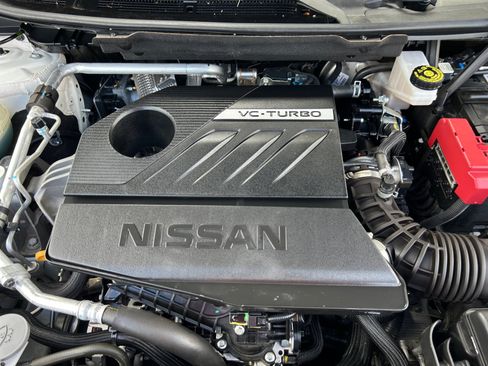 Used 2023 Nissan Rogue SV AWD/4WD image 22