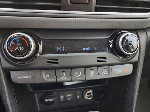 Used 2018 Hyundai Kona Ultimate image 28