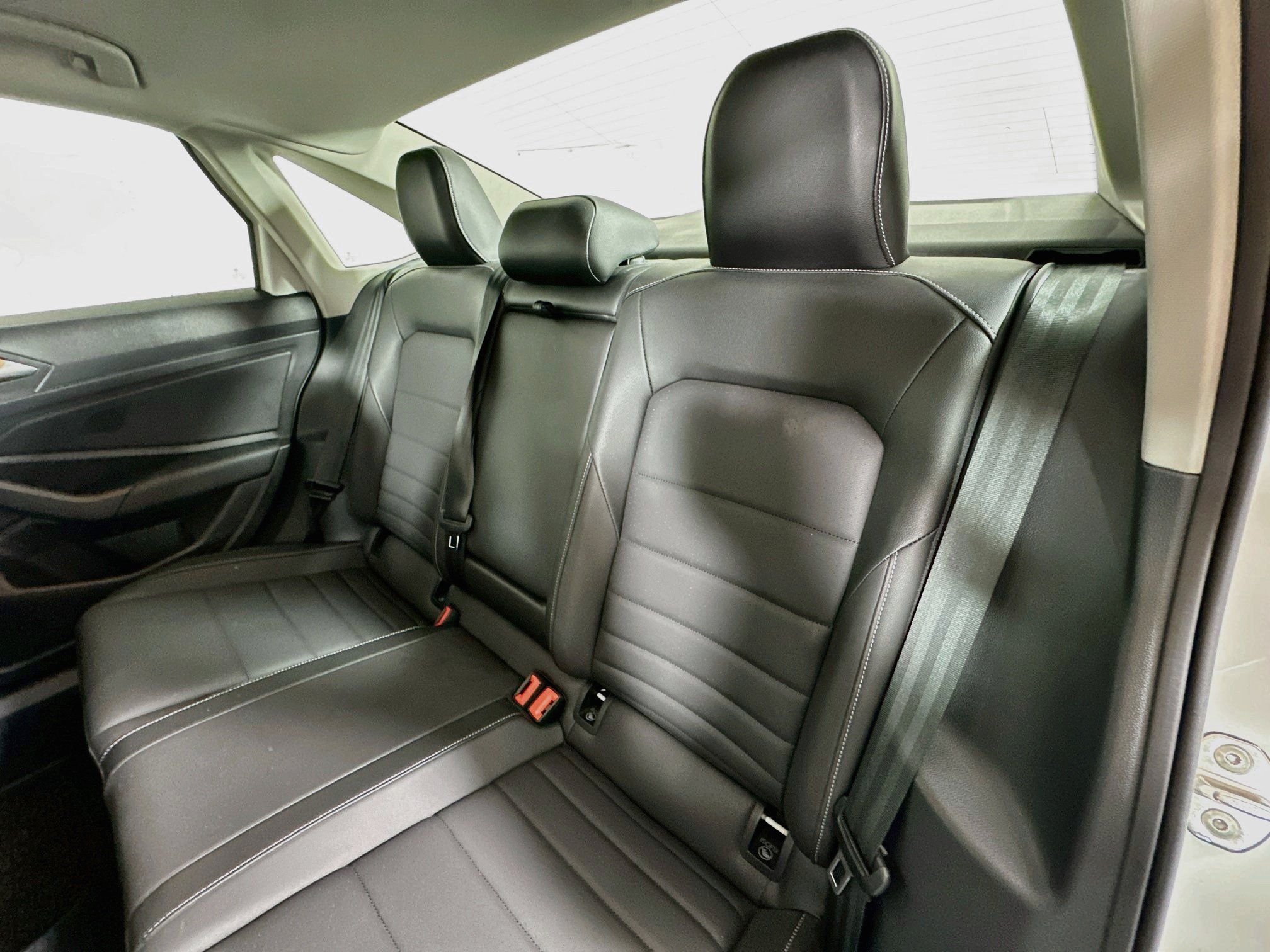 Used 2021 Volkswagen Jetta SEL FWD image 24