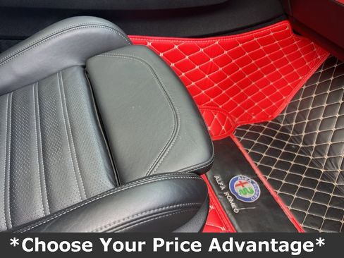 Used 2022 Alfa Romeo Stelvio Veloce image 33