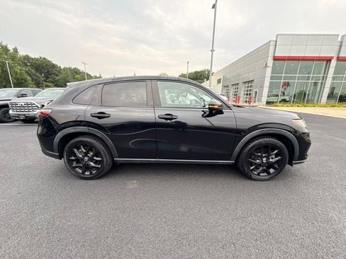 Used 2023 Honda HR-V Sport image 12