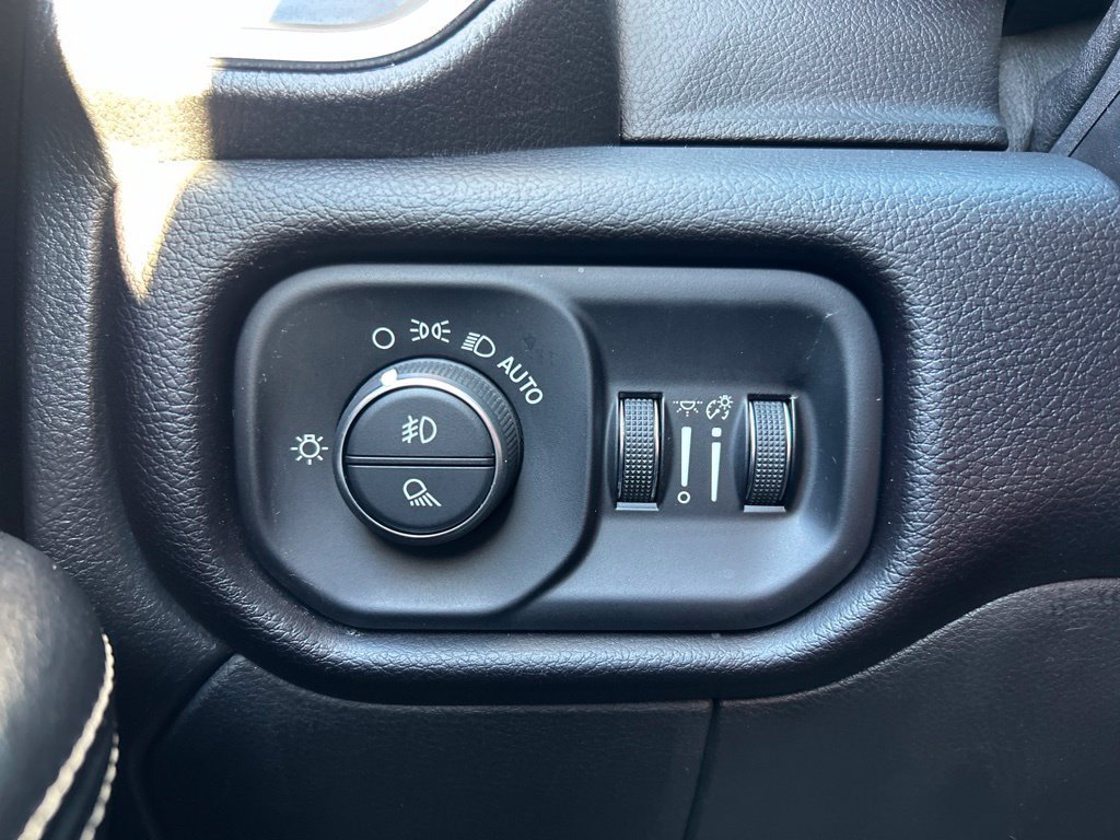 Used 2022 RAM 2500 Laramie AWD/4WD image 58