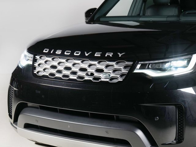 Certified 2025 Land Rover Discovery S AWD/4WD image 27