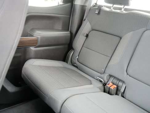 Used 2019 Chevrolet Silverado 1500 LT Trail Boss w/ Convenience Package image 12