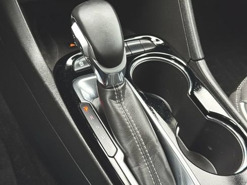 Used 2024 Buick Encore GX Avenir w/ Avenir Technology Package FWD image 15