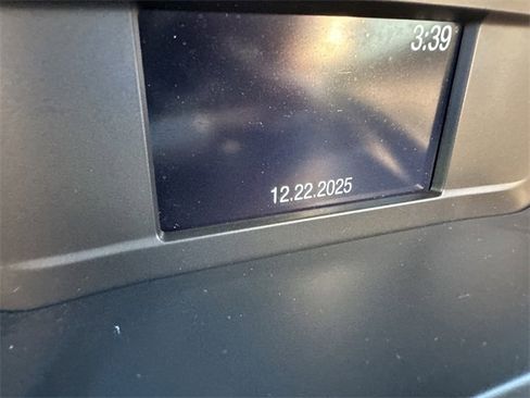 Certified 2017 Ford C-MAX Energi SE w/ Equipment Group 402A image 21