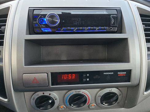 Used 2007 Toyota Tacoma PreRunner image 15