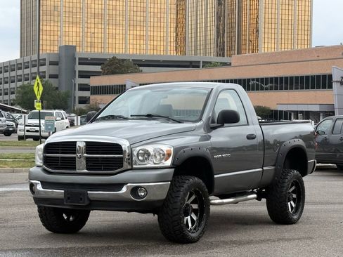 Used 2007 Dodge Ram 1500 Truck SLT w/ TRX4 Group AWD/4WD image 1