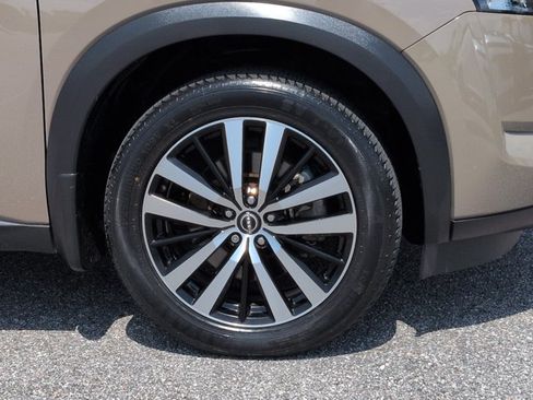 Used 2023 Nissan Pathfinder Platinum AWD/4WD image 12