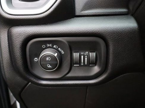 Used 2025 RAM 3500 Laramie image 15