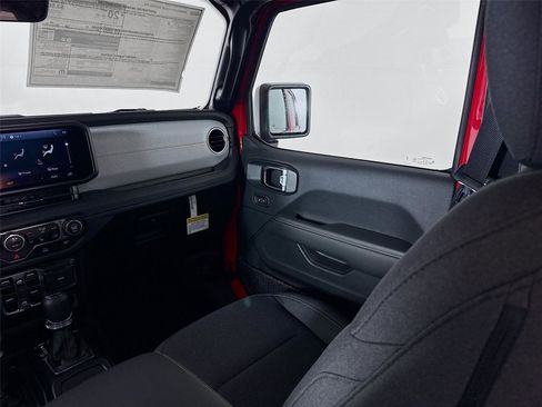 New 2025 Jeep Wrangler Sahara w/ Technology Group image 26