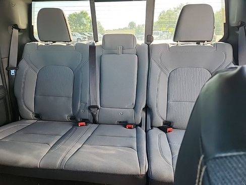 Used 2023 RAM 1500 Big Horn AWD/4WD image 31