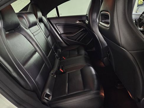 Used 2019 Mercedes-Benz CLA 250 image 26