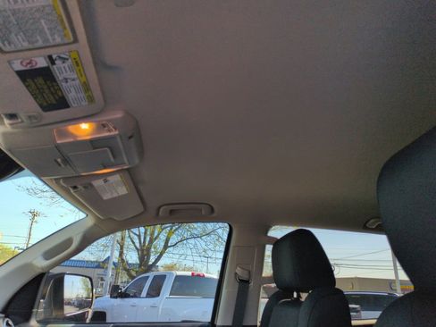 Used 2019 Toyota Tundra SR5 w/ TRD Off Road Package image 21