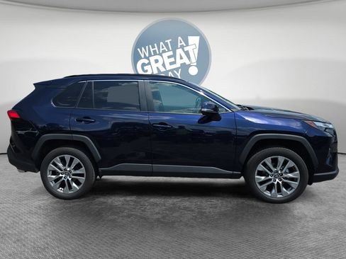 Used 2025 Toyota RAV4 XLE Premium w/ Weather Package AWD/4WD image 2