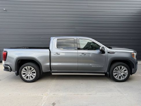 Used 2021 GMC Sierra 1500 Denali w/ Denali Ultimate Package AWD/4WD image 10