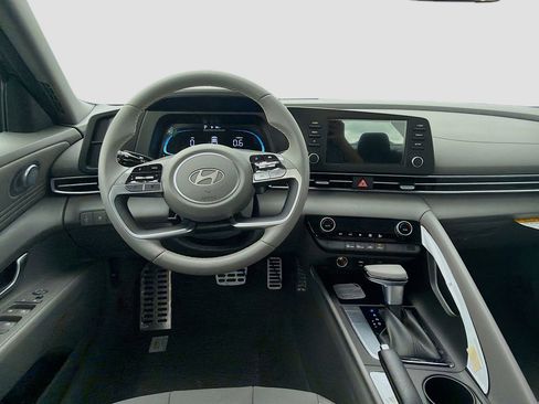 New 2026 Hyundai Elantra Sport FWD image 15