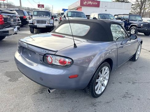 Used 2007 MAZDA MX-5 Miata Grand Touring w/ Premium Pkg image 5