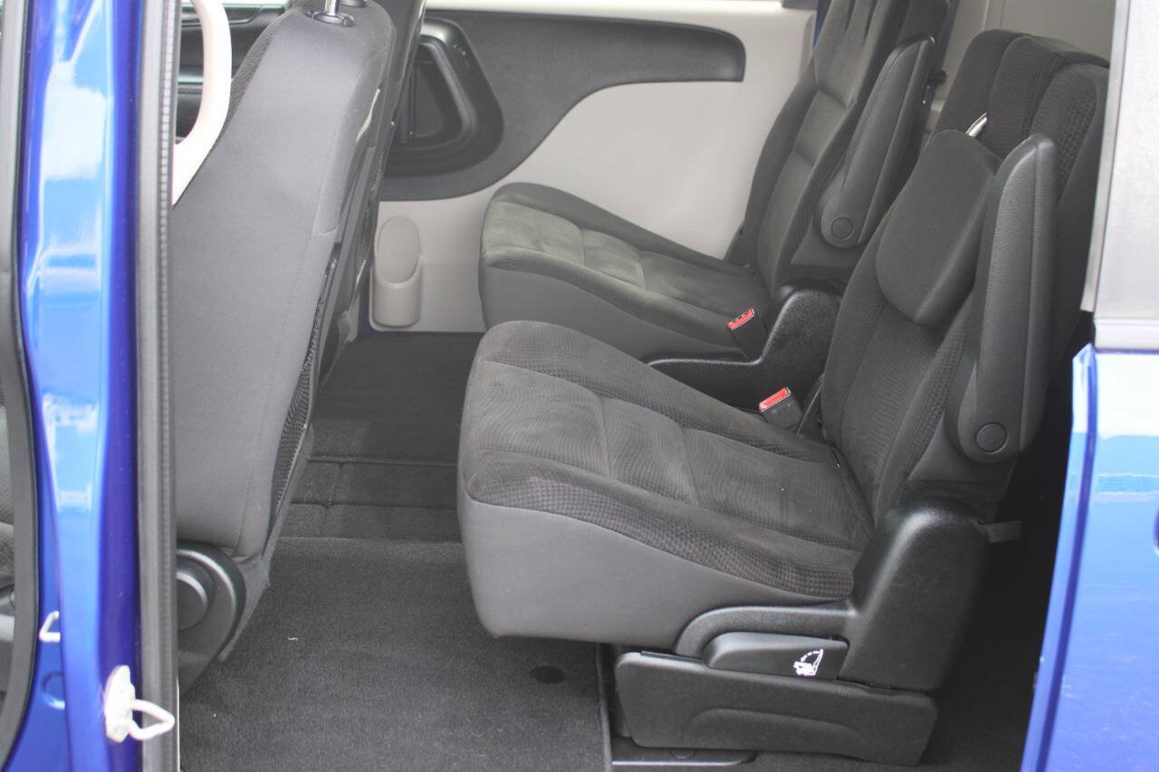 Used 2018 Dodge Grand Caravan FWD image 9