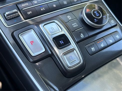 Used 2021 Hyundai Santa Fe Limited AWD/4WD image 46