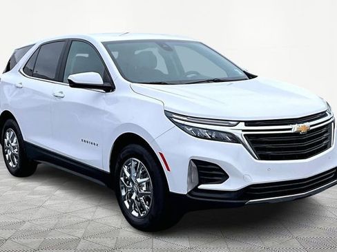 Used 2022 Chevrolet Equinox LT w/ Driver Convenience Package image 1