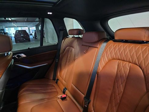 Used 2022 BMW X5 xDrive45e w/ M Sport Package image 40
