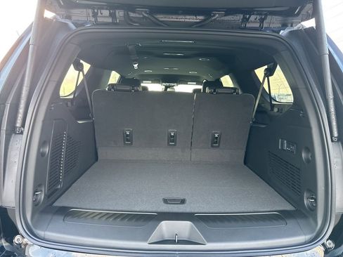 New 2026 GMC Yukon XL Elevation image 35