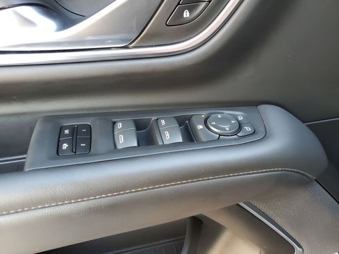 Used 2021 Chevrolet Suburban LT w/ Rear Media and Nav Package image 29