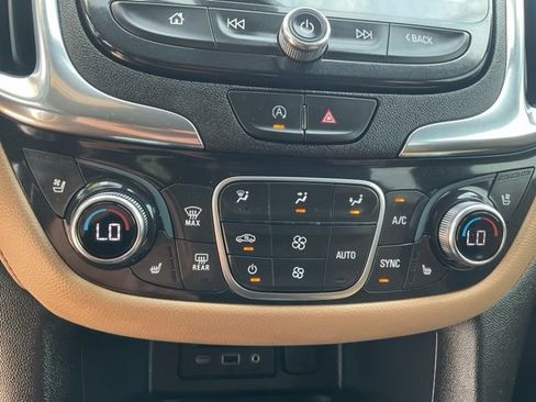 Used 2024 Chevrolet Equinox Premier FWD image 20