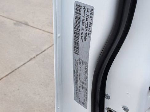 Used 2020 Jeep Compass Trailhawk w/ Cold Weather Group image 16