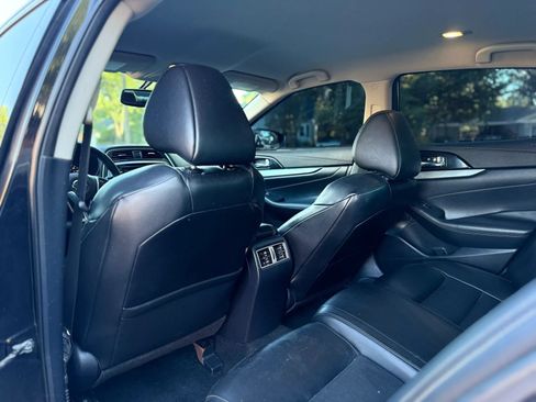 Used 2018 Nissan Maxima 3.5 SV FWD image 11