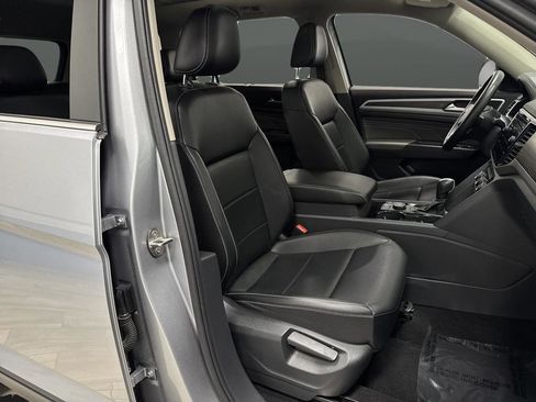 Used 2022 Volkswagen Atlas SE w/ Panoramic Sunroof Package image 29