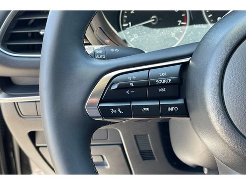 Certified 2025 MAZDA MAZDA3 s FWD image 36