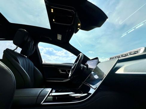 Used 2022 Mercedes-Benz S 500 4MATIC image 10