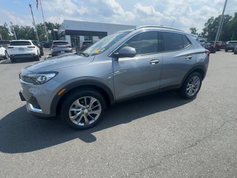 Used 2023 Buick Encore GX Essence w/ Experience Buick Package AWD/4WD image 4