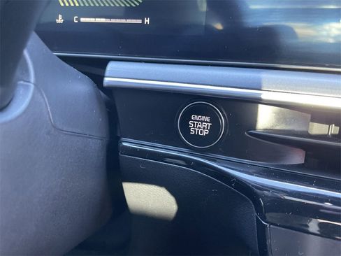 Used 2025 Kia K5 GT-Line w/ GT-Line Premium Package image 26