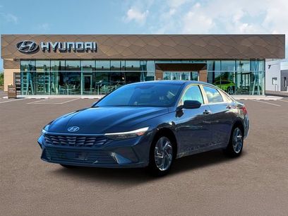 New 2026 Hyundai Elantra SEL Sport Premium w/ Cargo Package