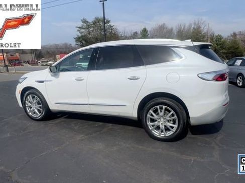 Used 2023 Buick Enclave Essence w/ Experience Buick Package image 6