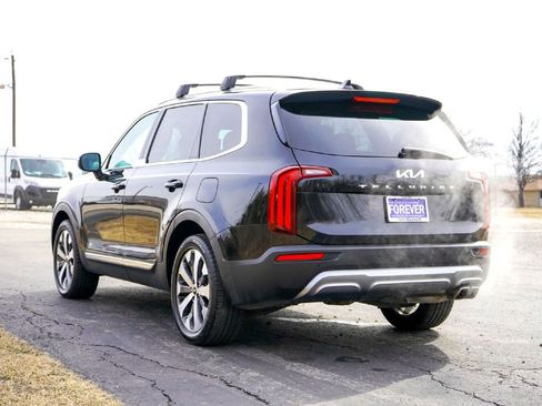 Used 2022 Kia Telluride EX w/ EX Premium Package image 8