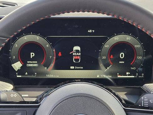 Used 2025 Nissan Kicks SR image 28