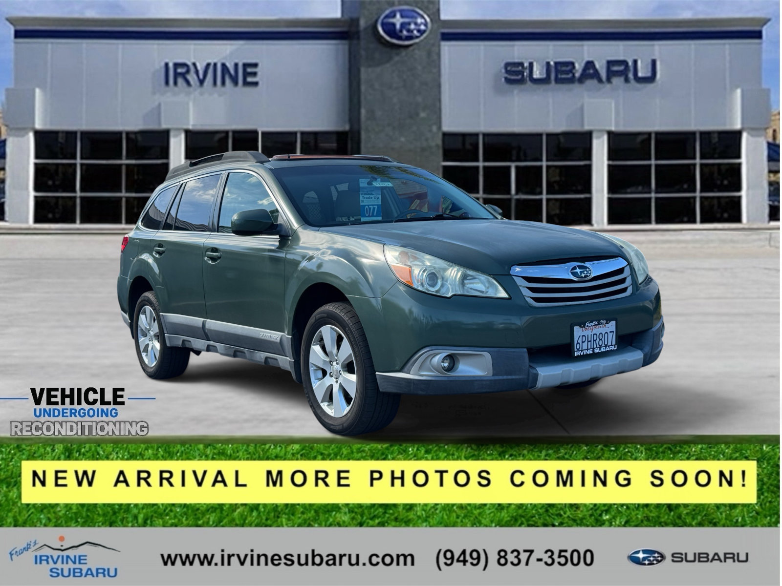 Used 2011 Subaru Outback 2.5i Limited AWD/4WD image 1
