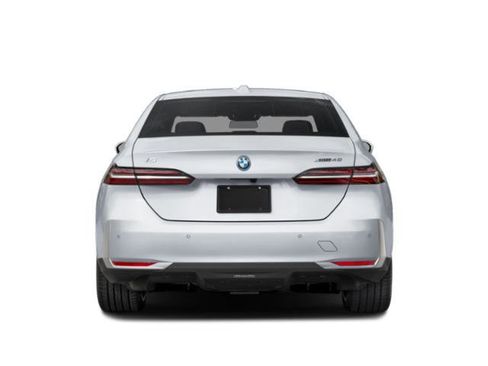 New 2026 BMW i5 M60 image 8